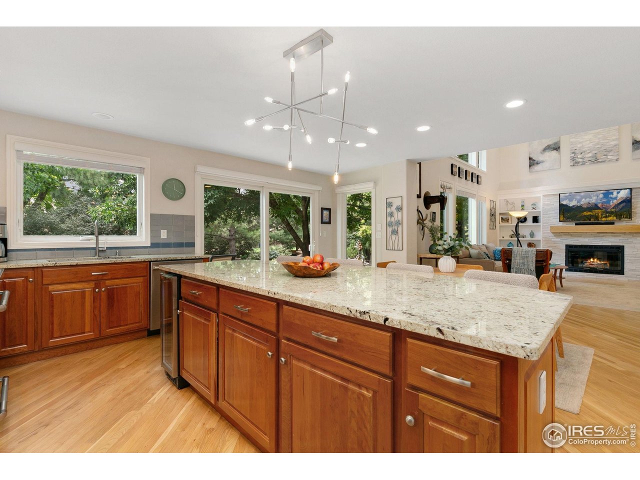 3021 Waterstone Ct