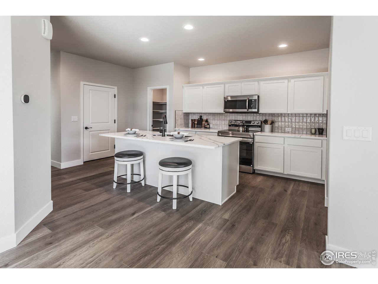 4790 Whistler Dr