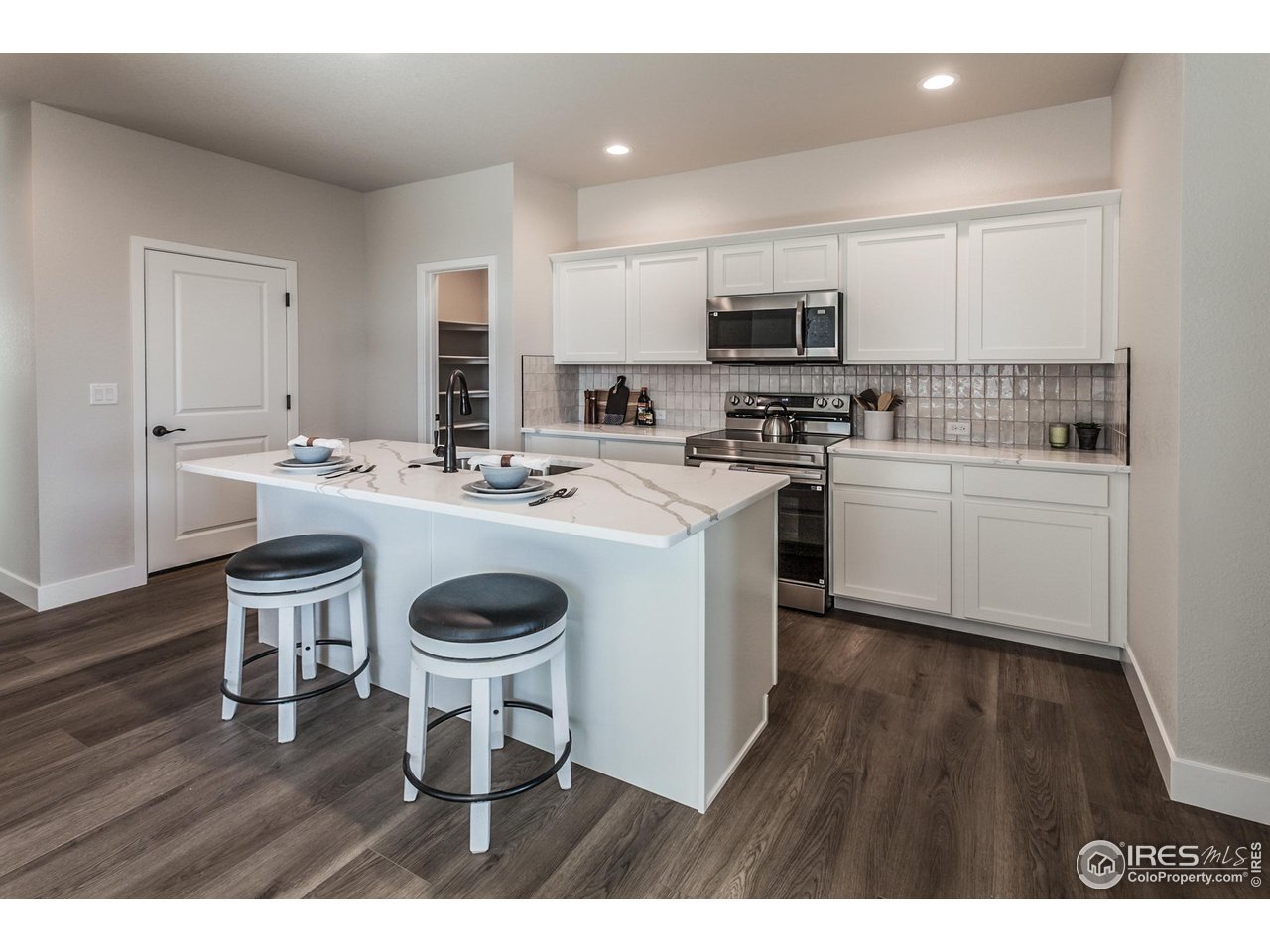 4790 Whistler Dr