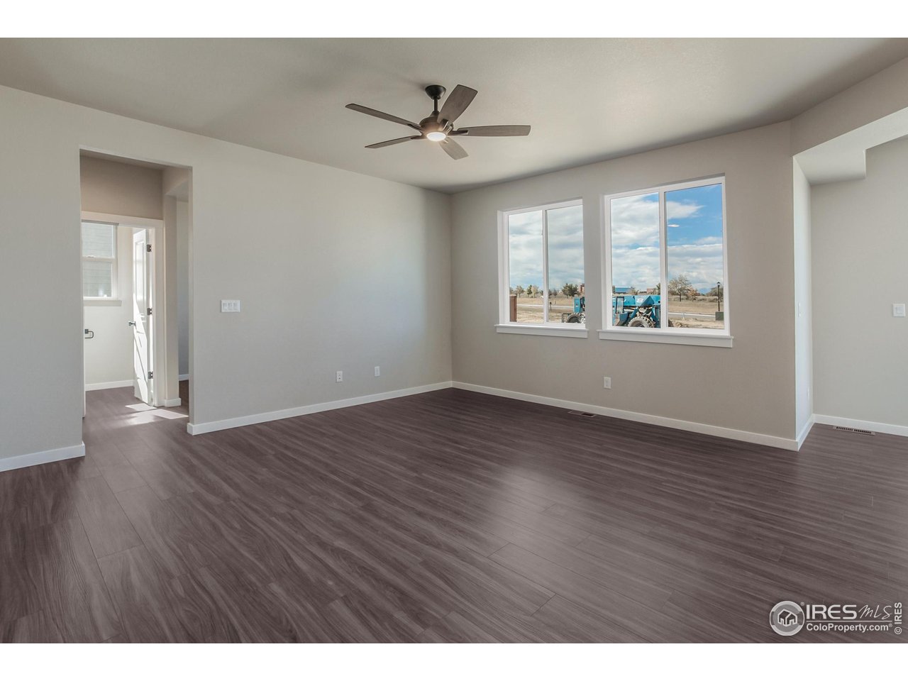 1211 105th Ave Ct