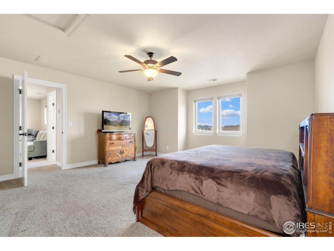5954 Black Lion Ct