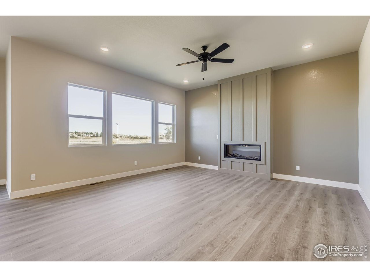 1808 Cord Grass Dr