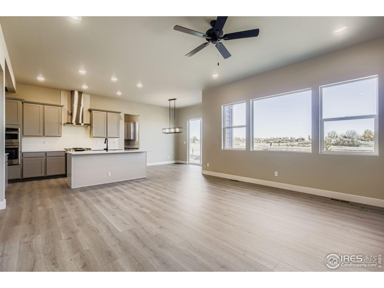 1808 Cord Grass Dr