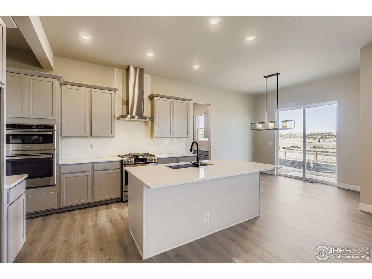 1808 Cord Grass Dr