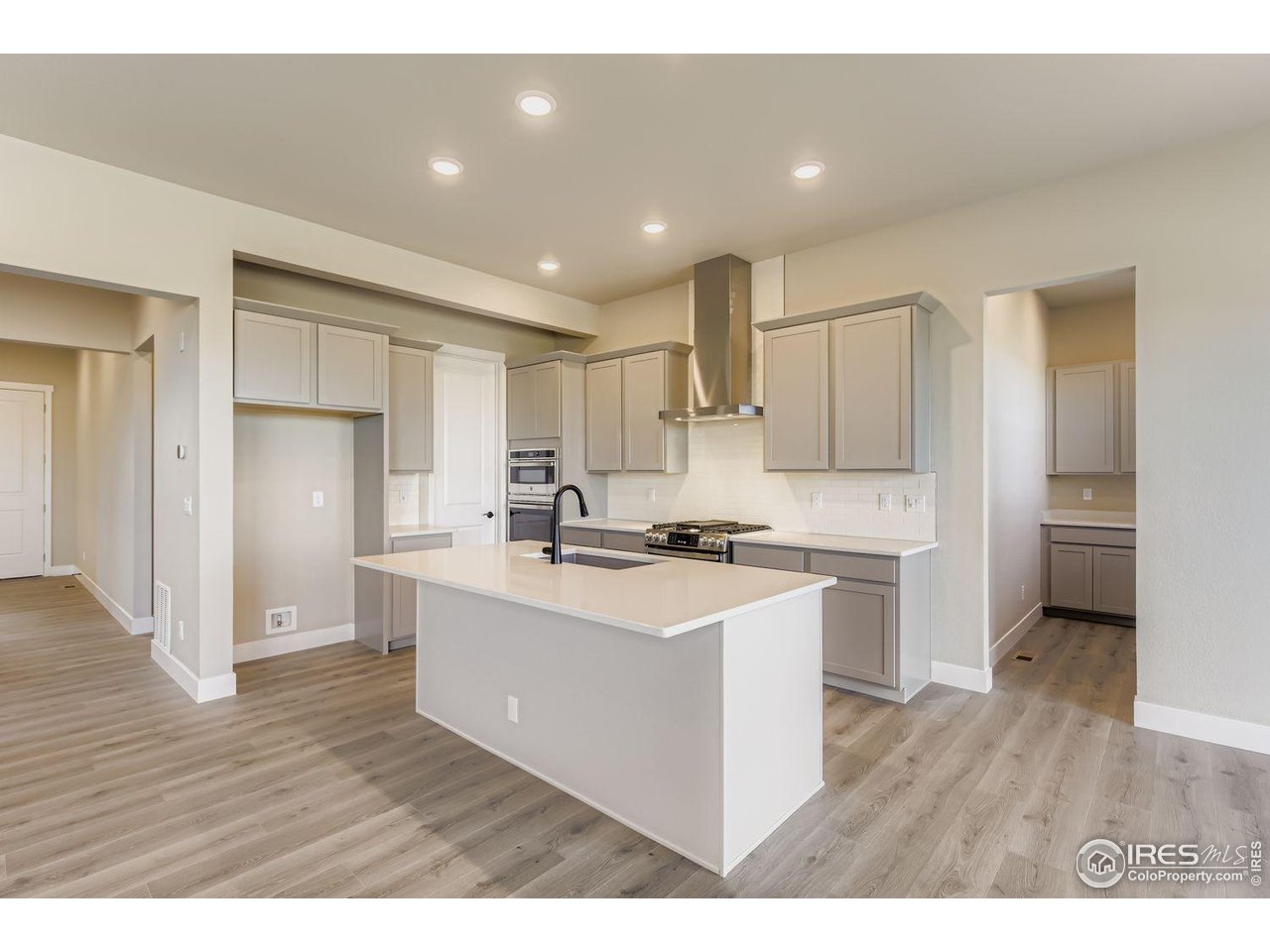 1808 Cord Grass Dr