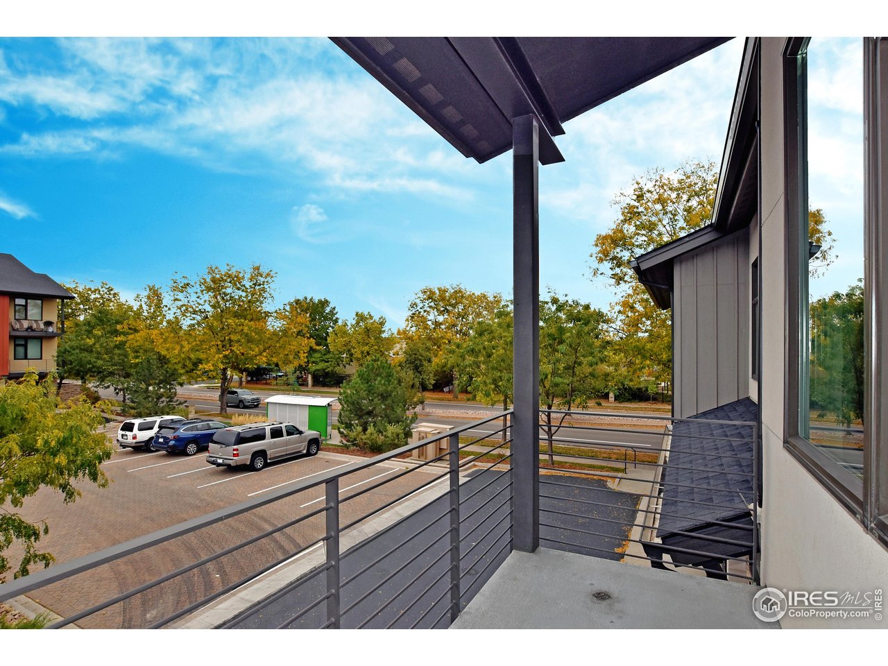 2750 Illinois Dr 10-206