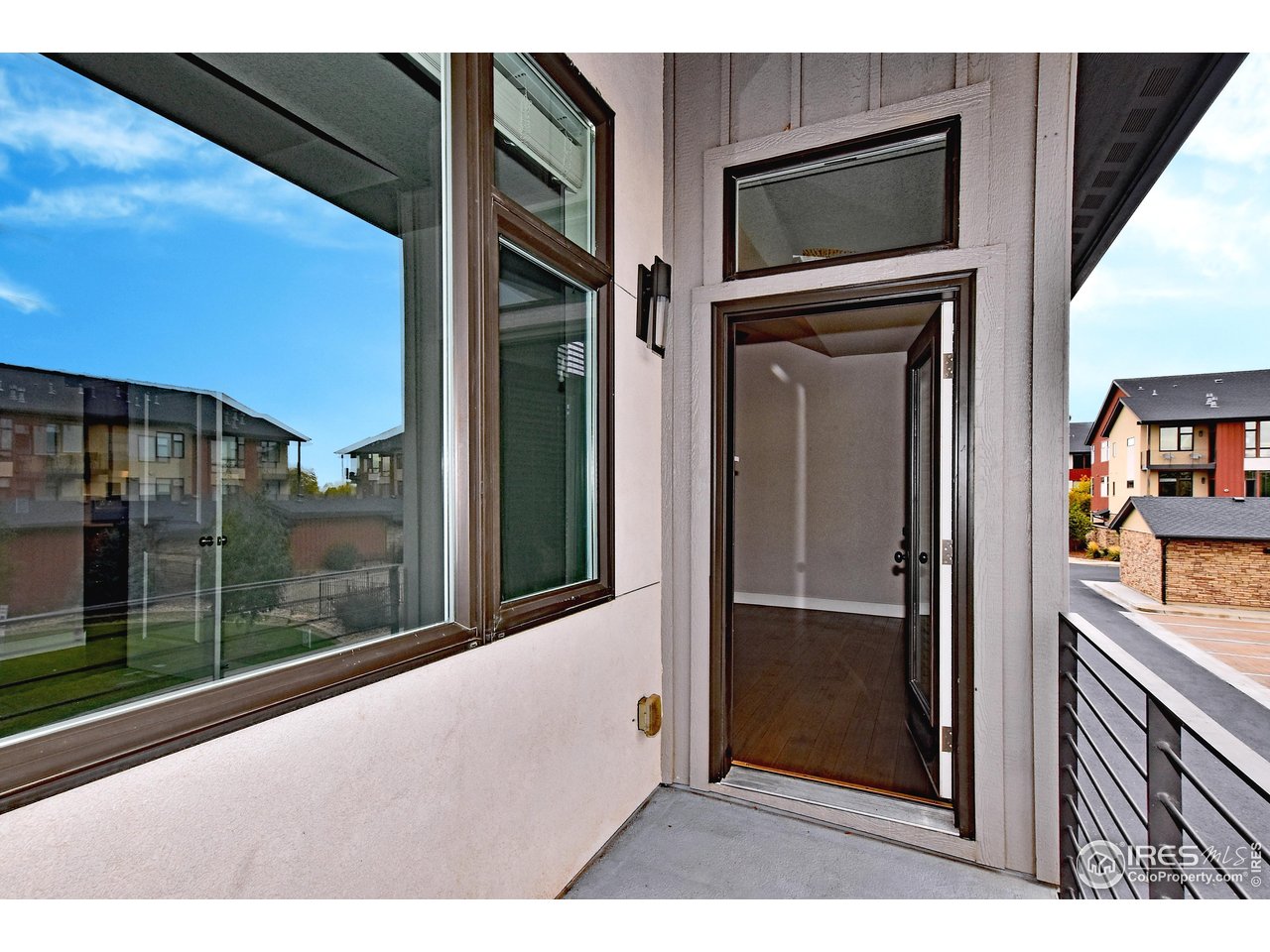 2750 Illinois Dr 10-206