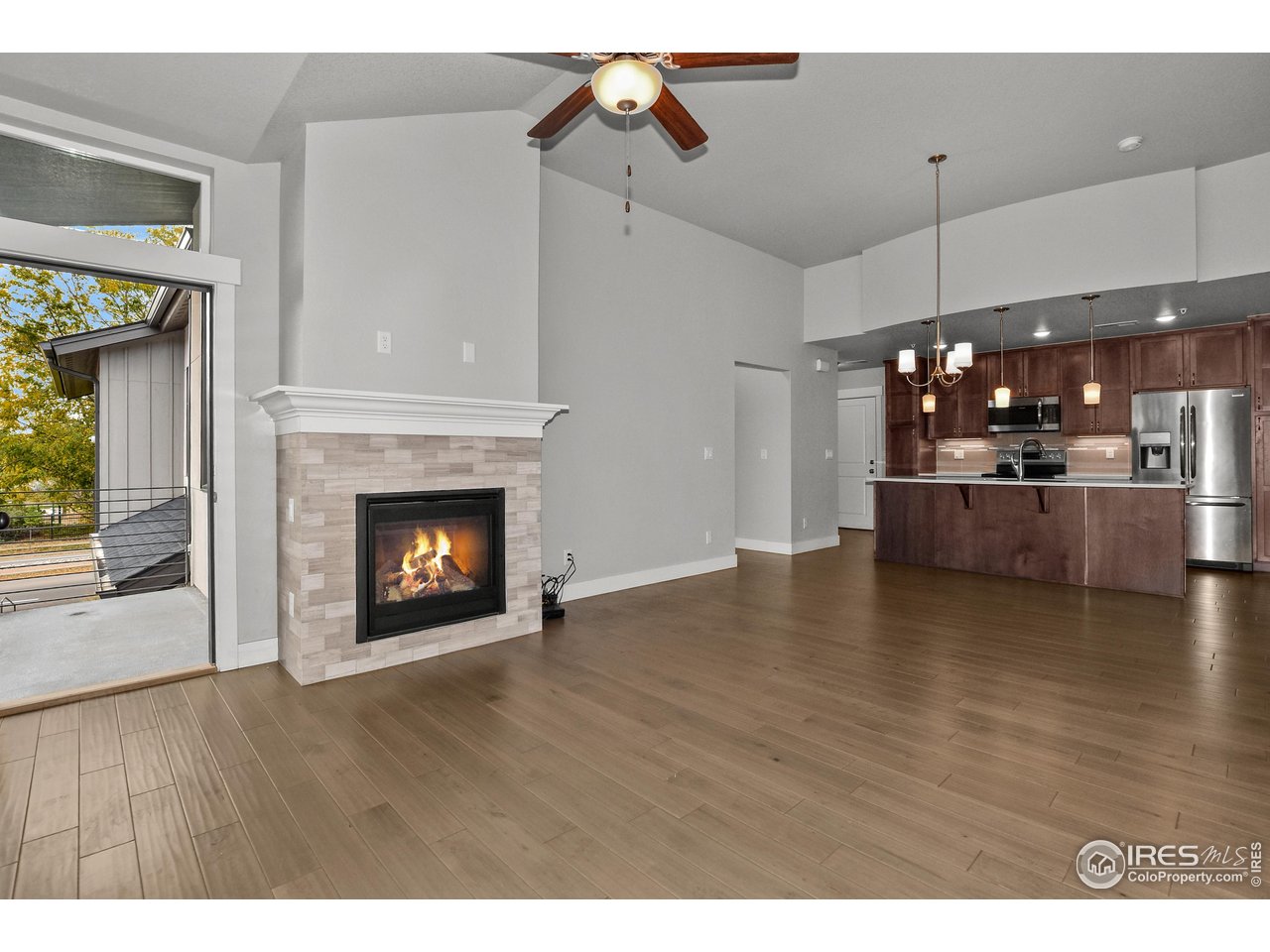 2750 Illinois Dr 10-206