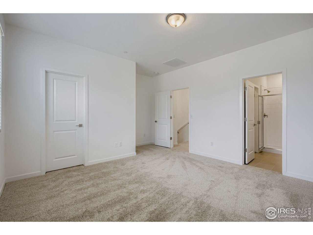 740 Nob Hill Ln