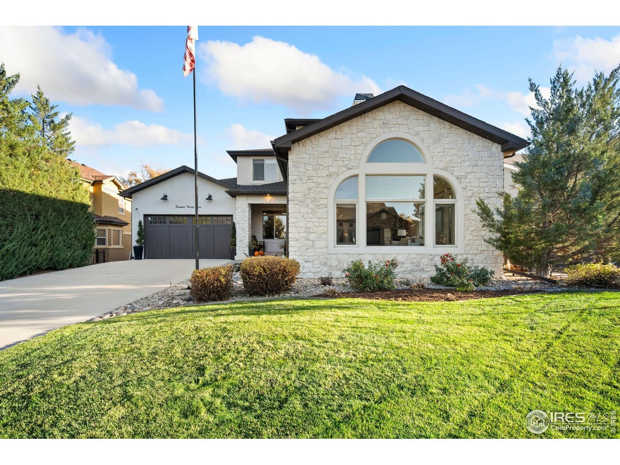 1999 Bayfront Dr