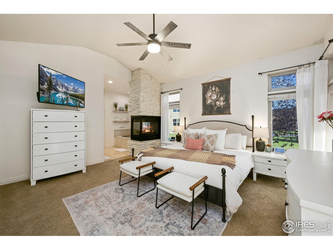 1999 Bayfront Dr