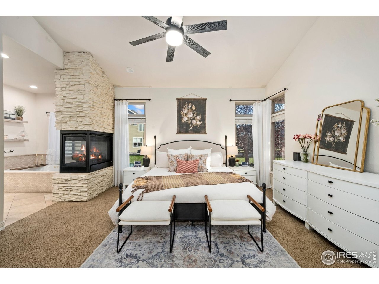 1999 Bayfront Dr