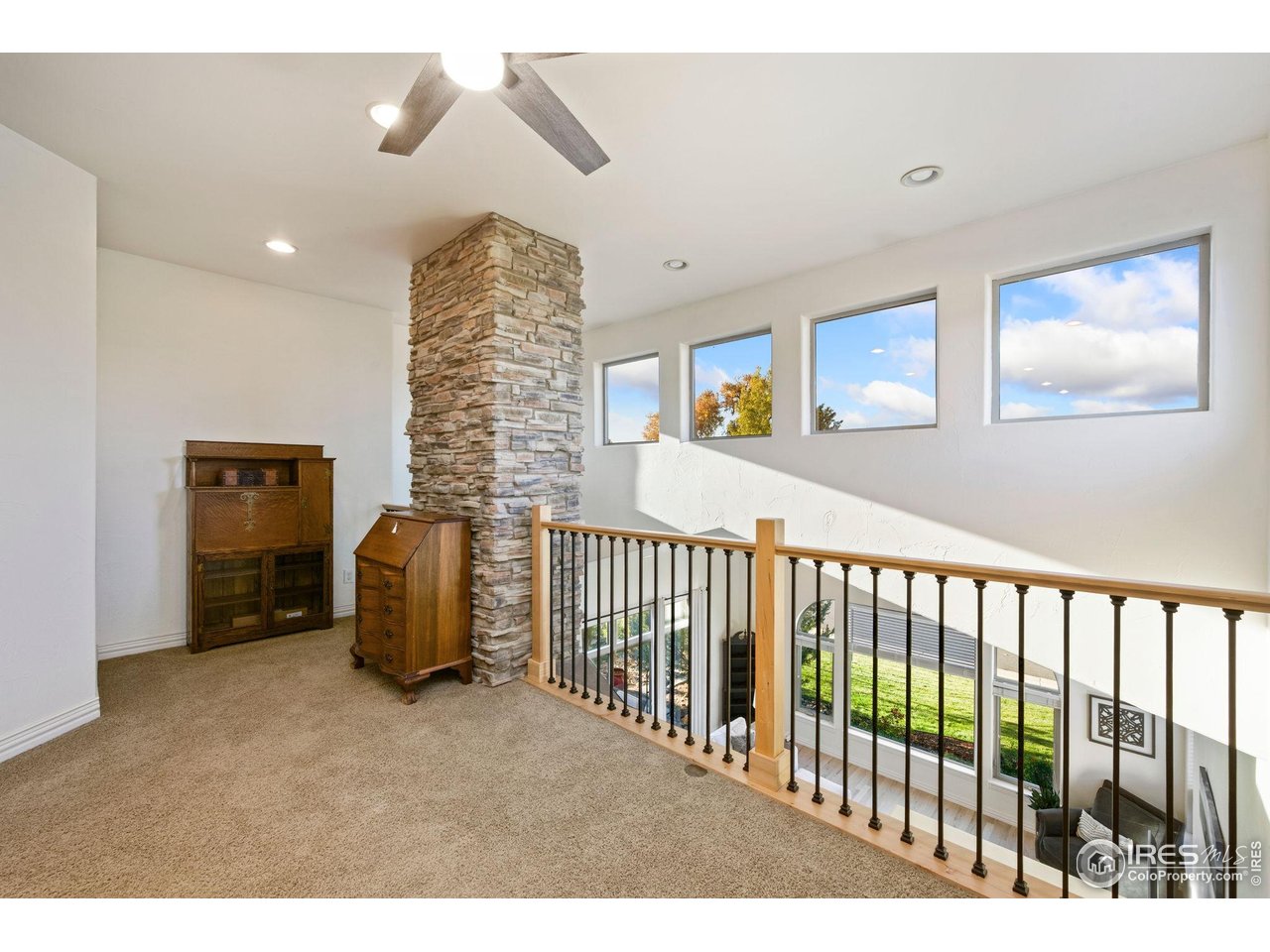 1999 Bayfront Dr