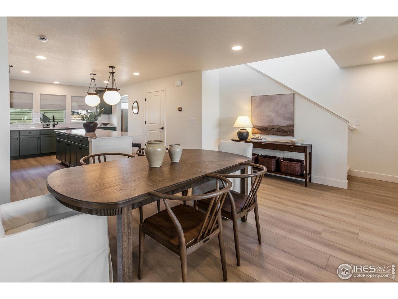 979 Trumpet Ln