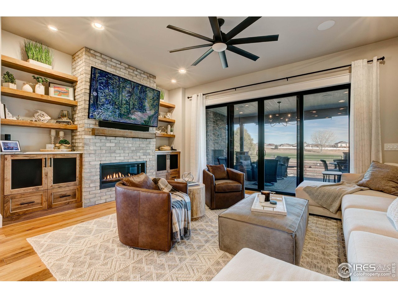 4224 Grand Park Dr