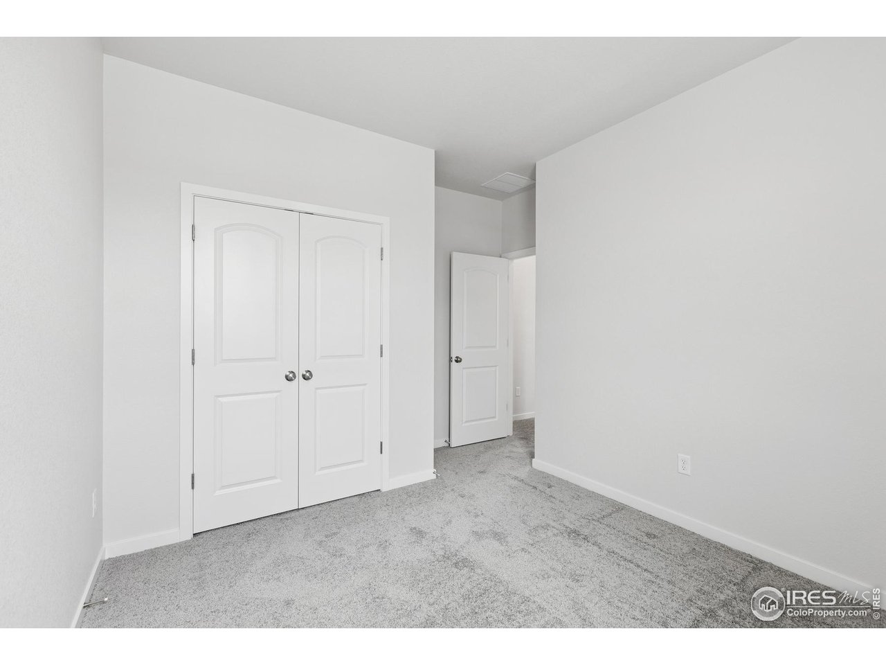 2703 Blue Iris Dr
