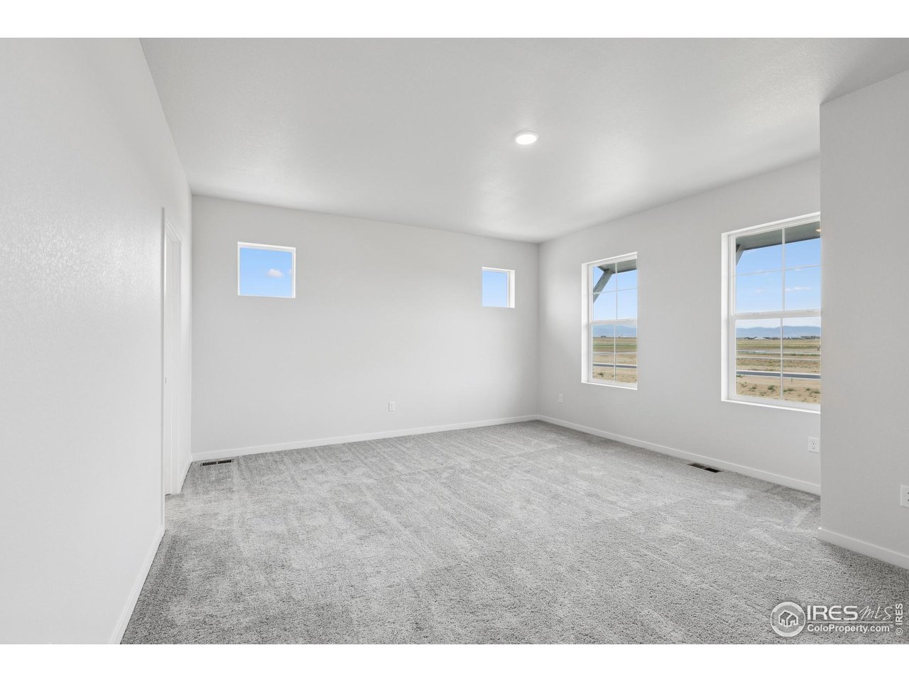 2703 Blue Iris Dr