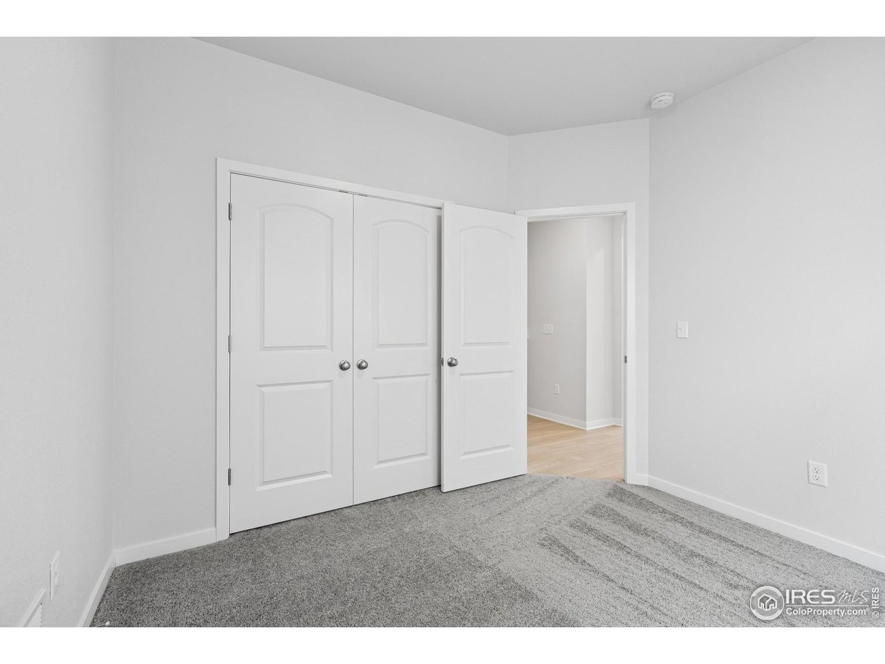 6340 Deerfoot Dr