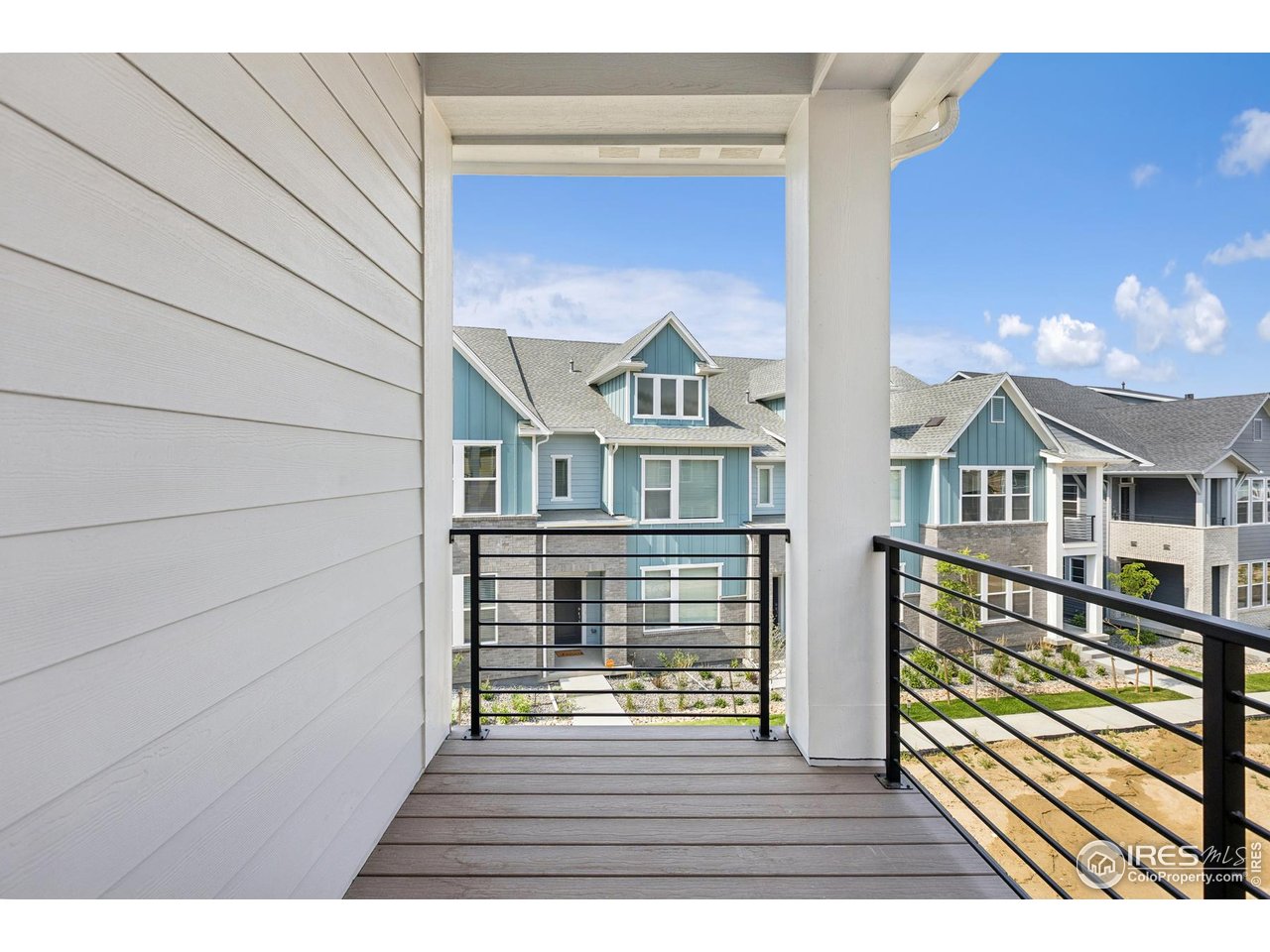 6340 Deerfoot Dr