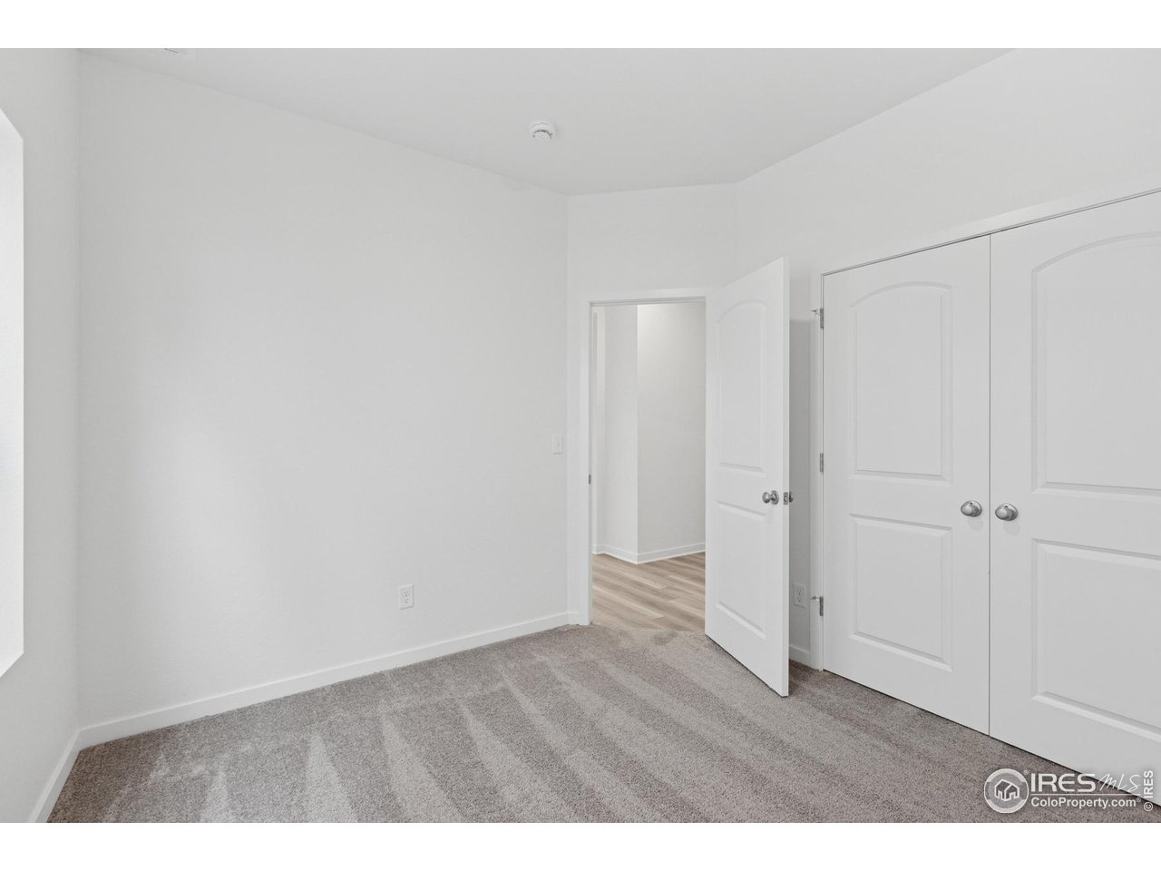 6334 Deerfoot Dr