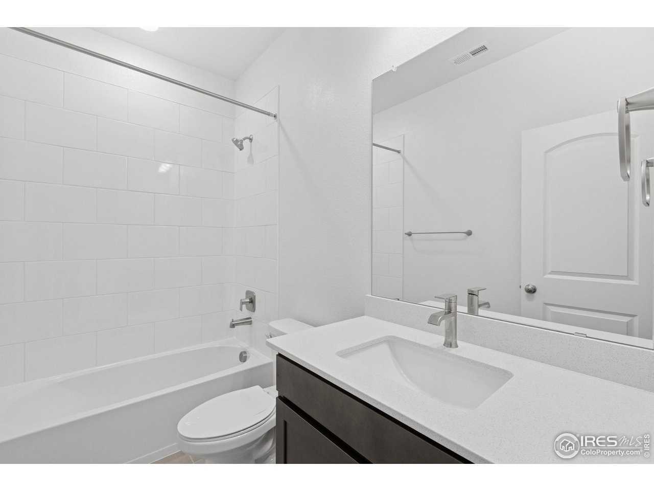6334 Deerfoot Dr