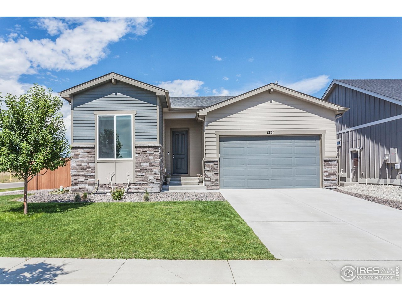 1231 105th Ave Ct