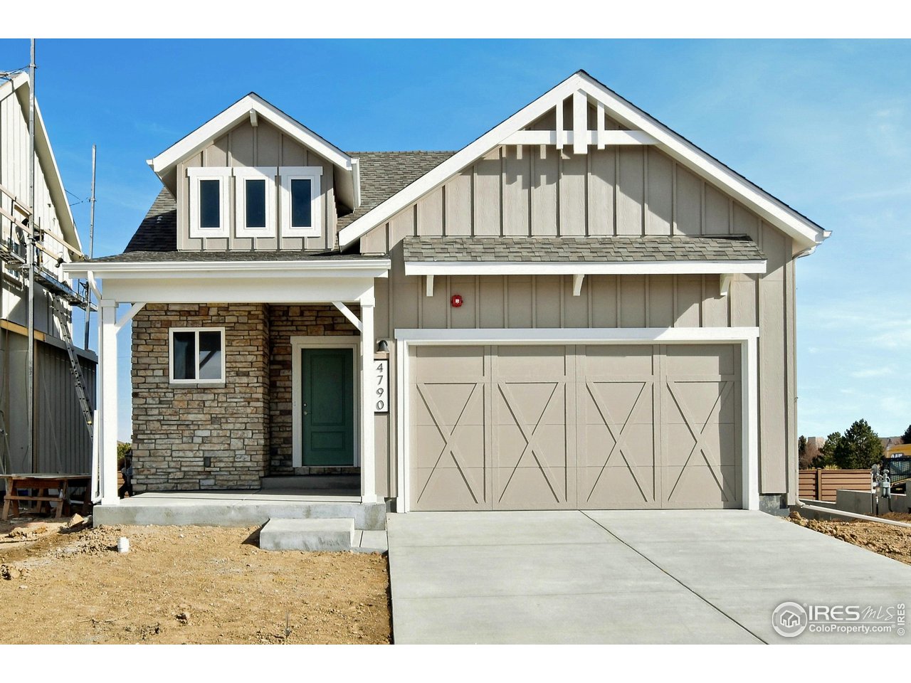 4790 Degas Dr