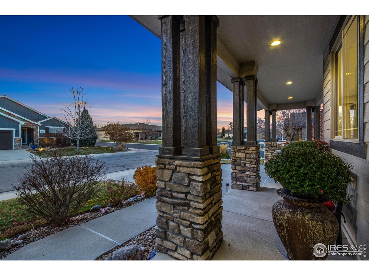 6682 Crooked Stick Dr