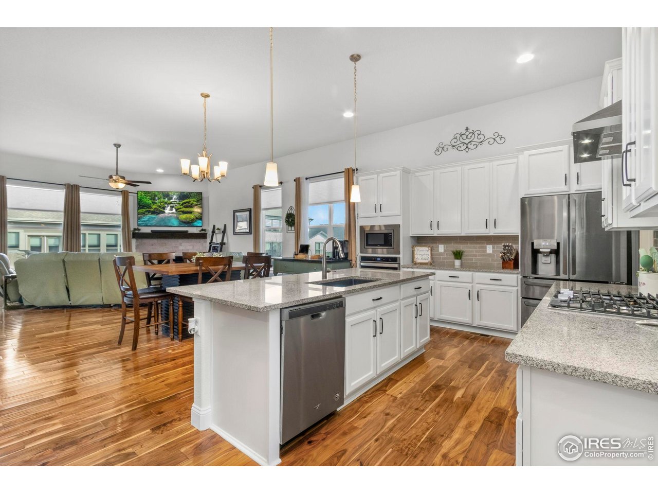 2093 Gather Ct