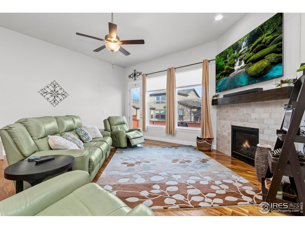 2093 Gather Ct