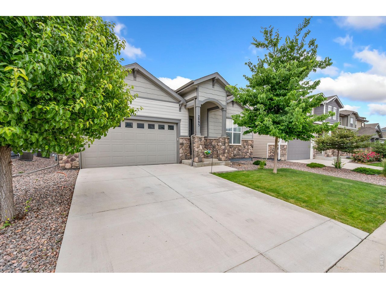 2093 Gather Ct