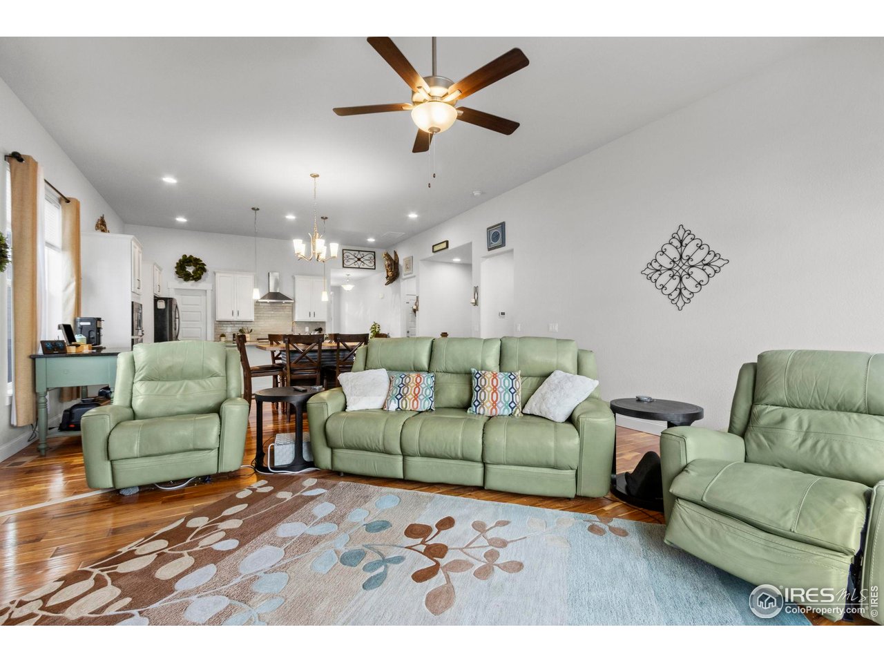 2093 Gather Ct