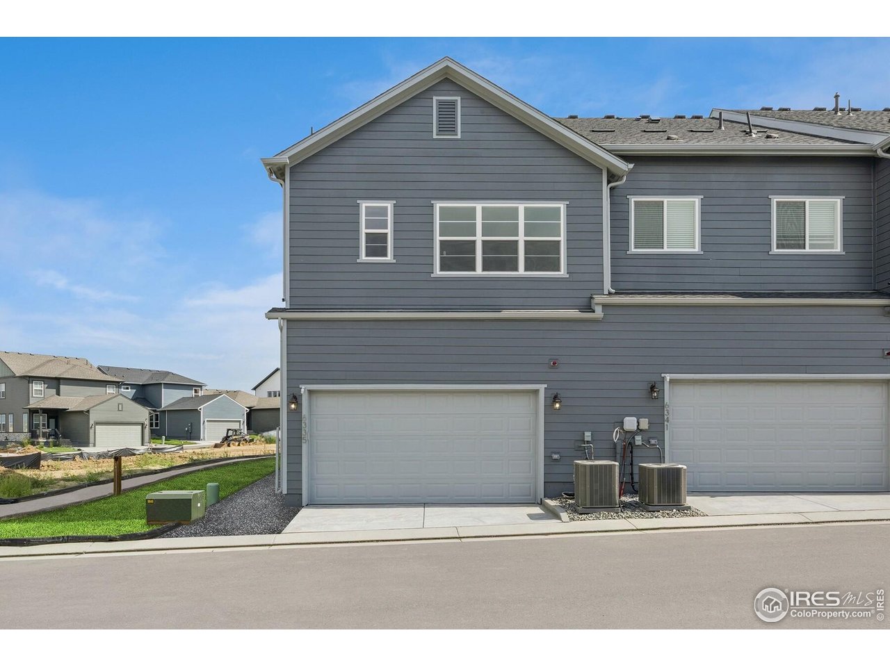 6335 Elk Pass Ln