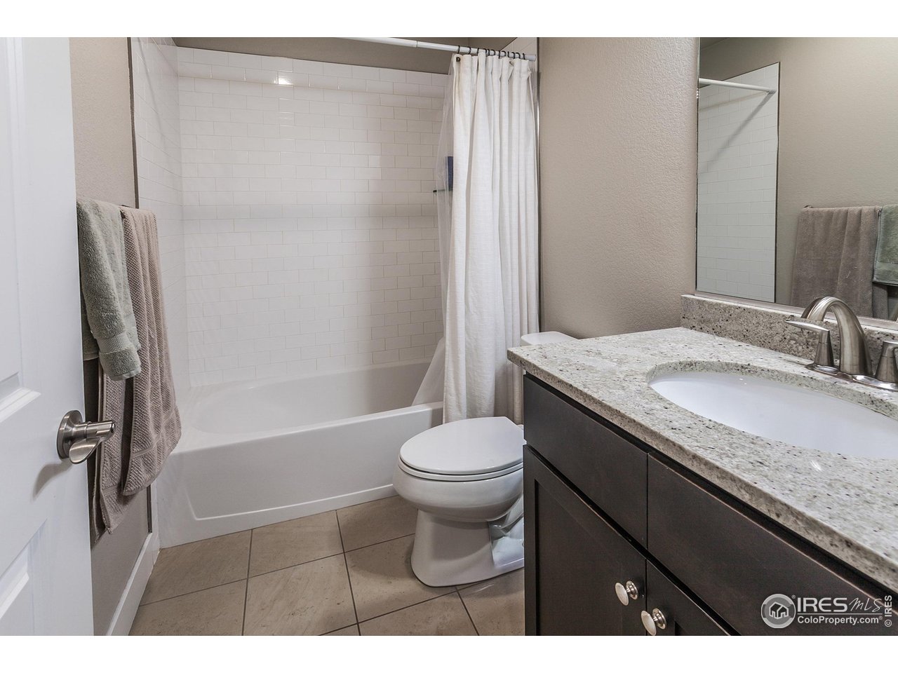 2608 Kansas Dr D-128