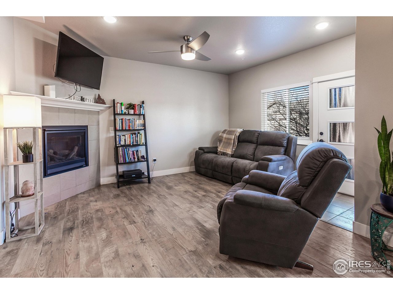 2608 Kansas Dr D-128