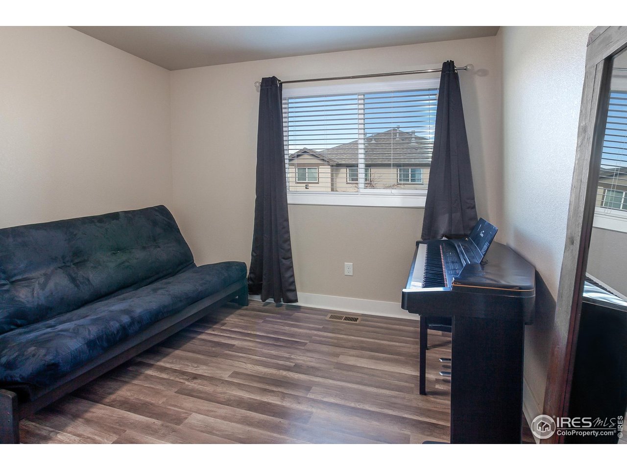 2608 Kansas Dr D-128