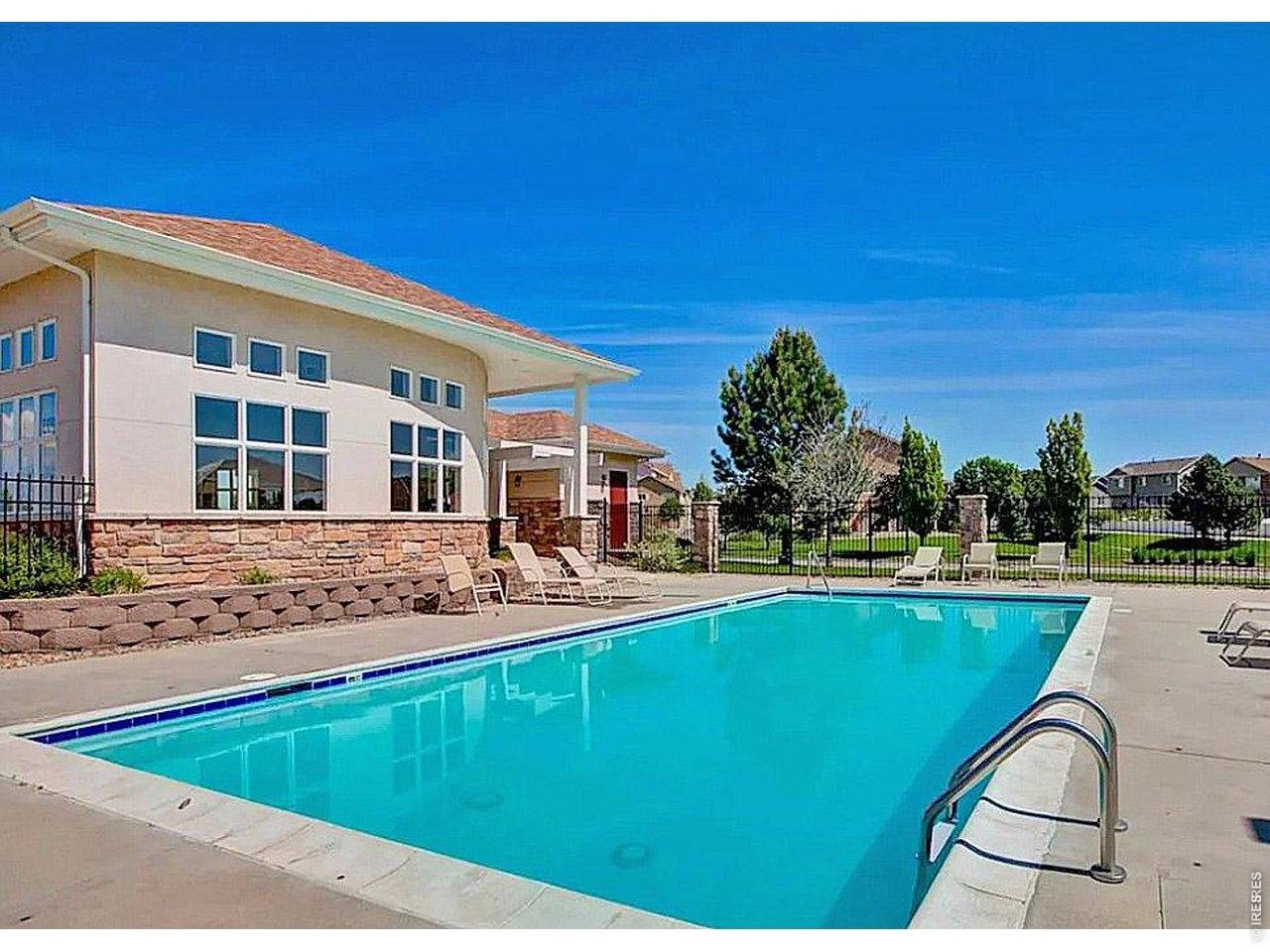 305 Lucca Dr