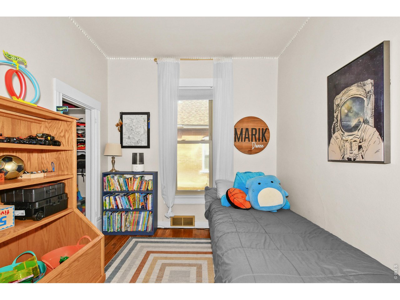 222 Maple Ave