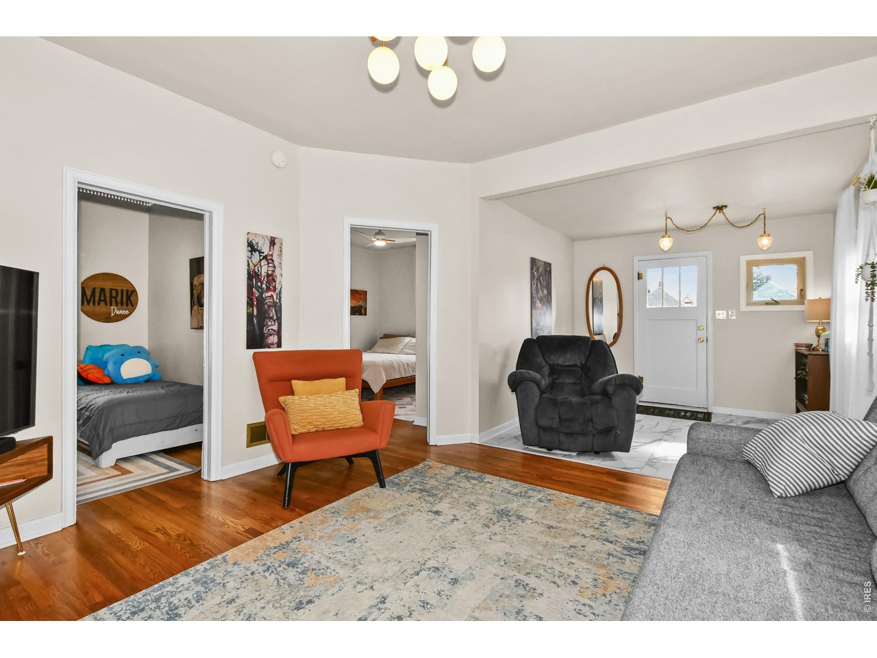 222 Maple Ave