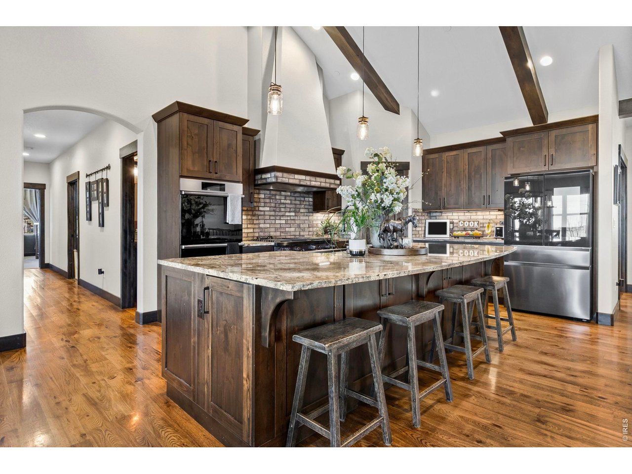 5821 Dakota Ct