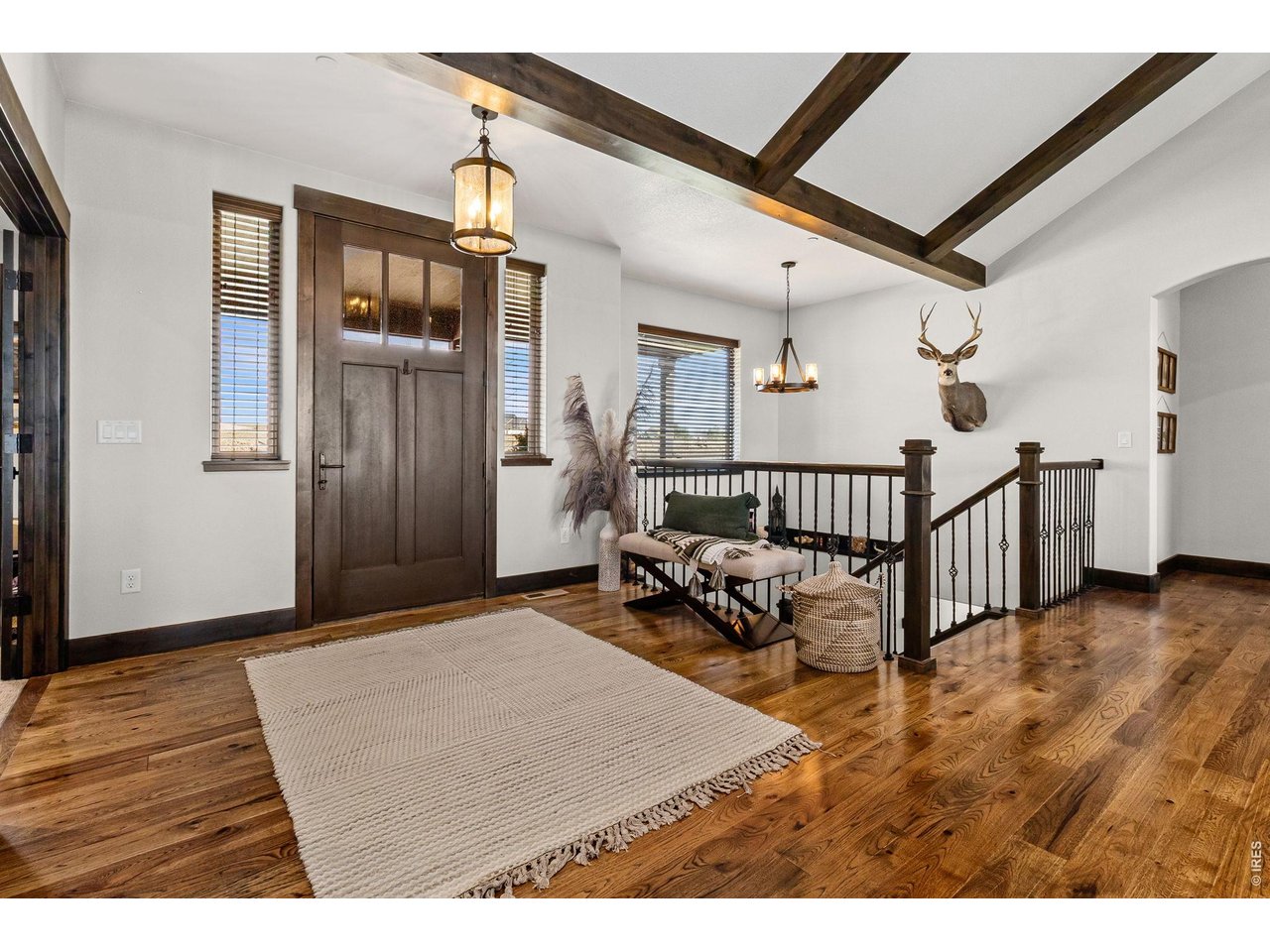 5821 Dakota Ct