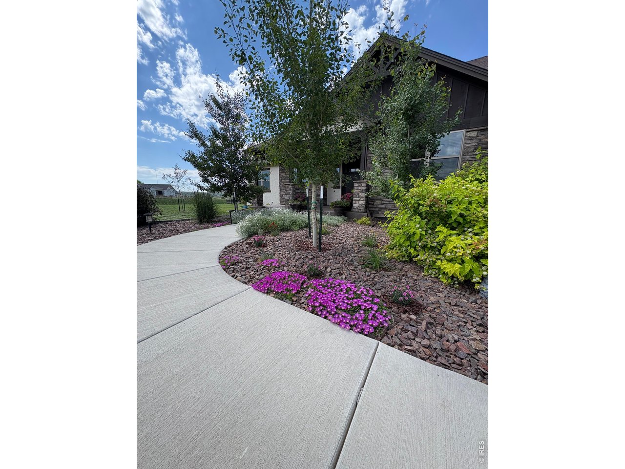 5821 Dakota Ct