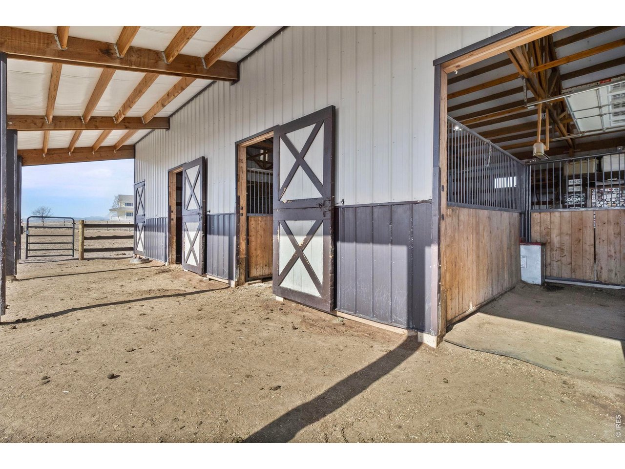 5821 Dakota Ct