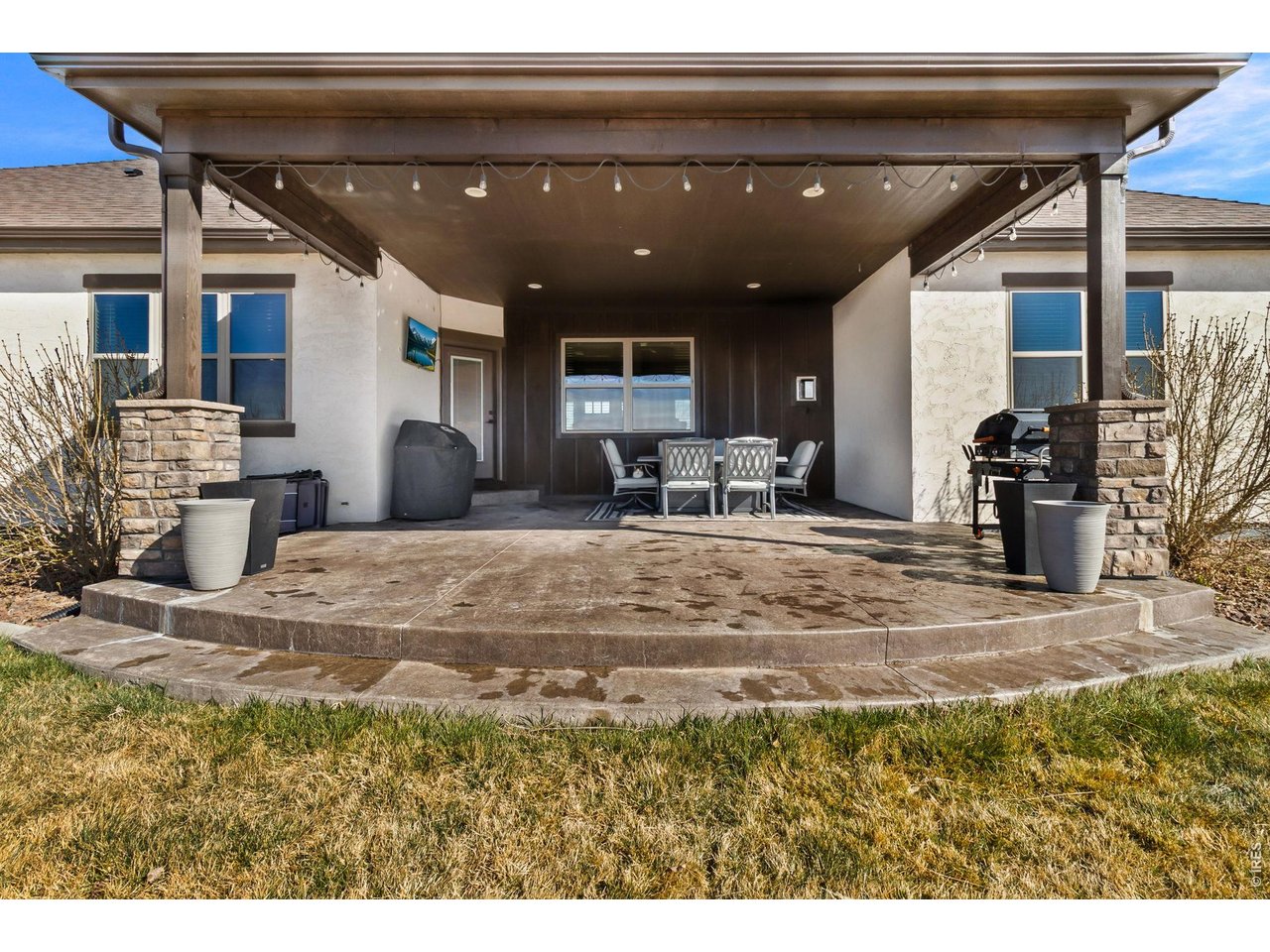 5821 Dakota Ct