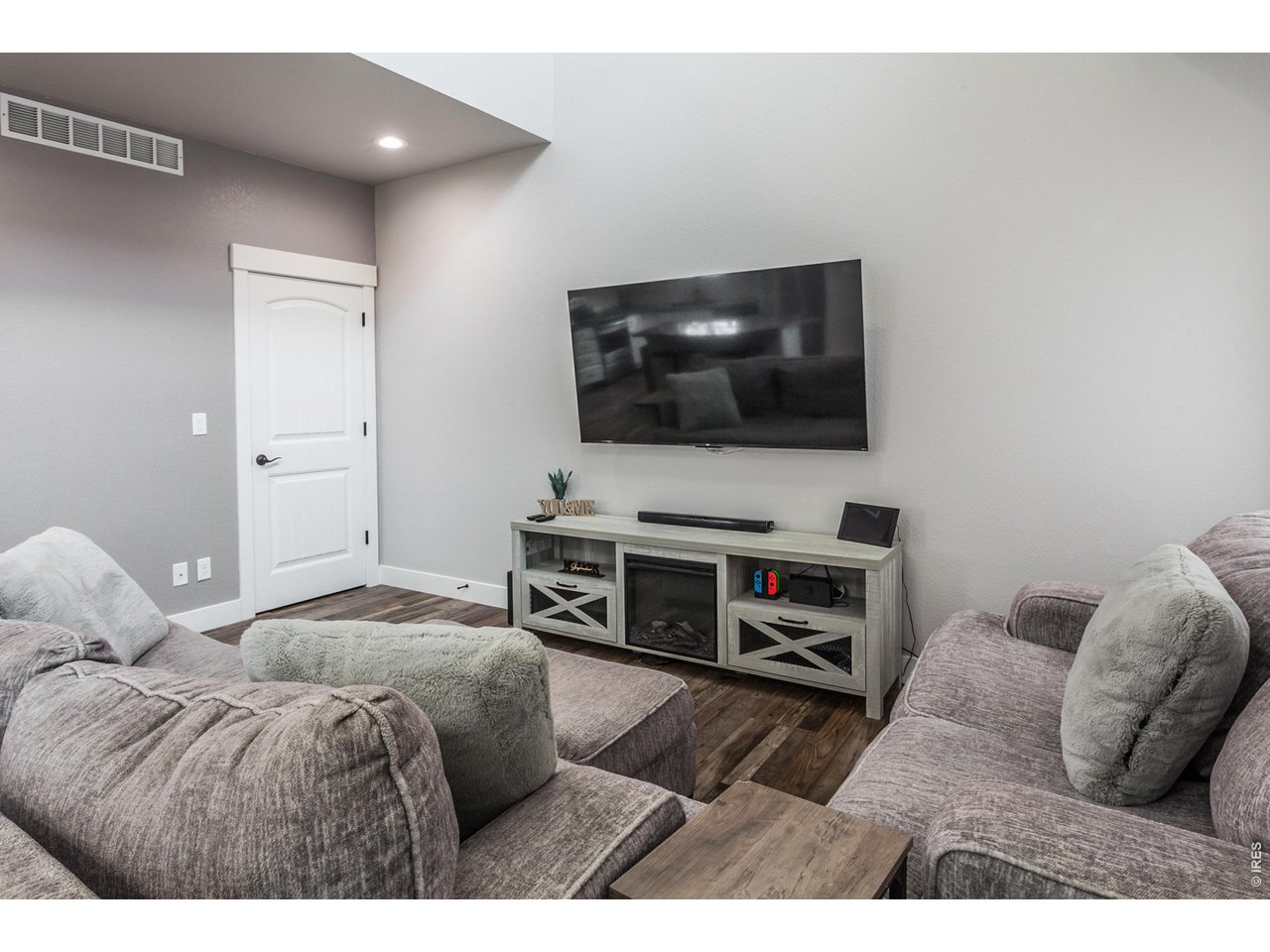 1726 Westward Cir 1