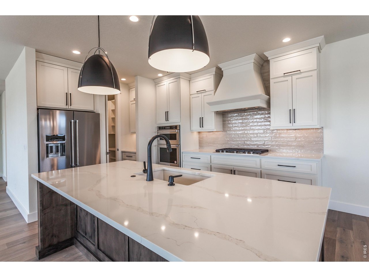 1222 Eliza Ave