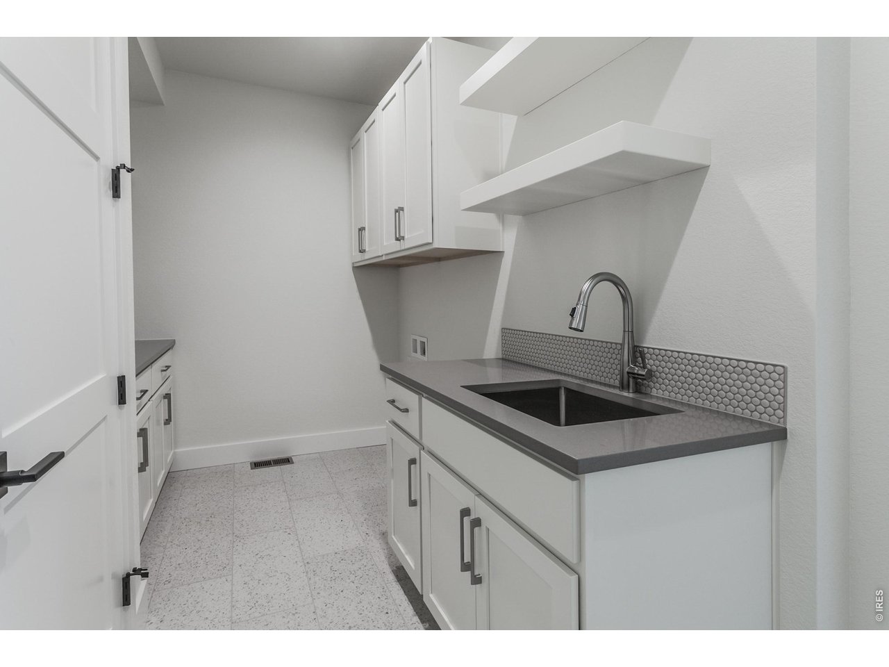 1222 Eliza Ave