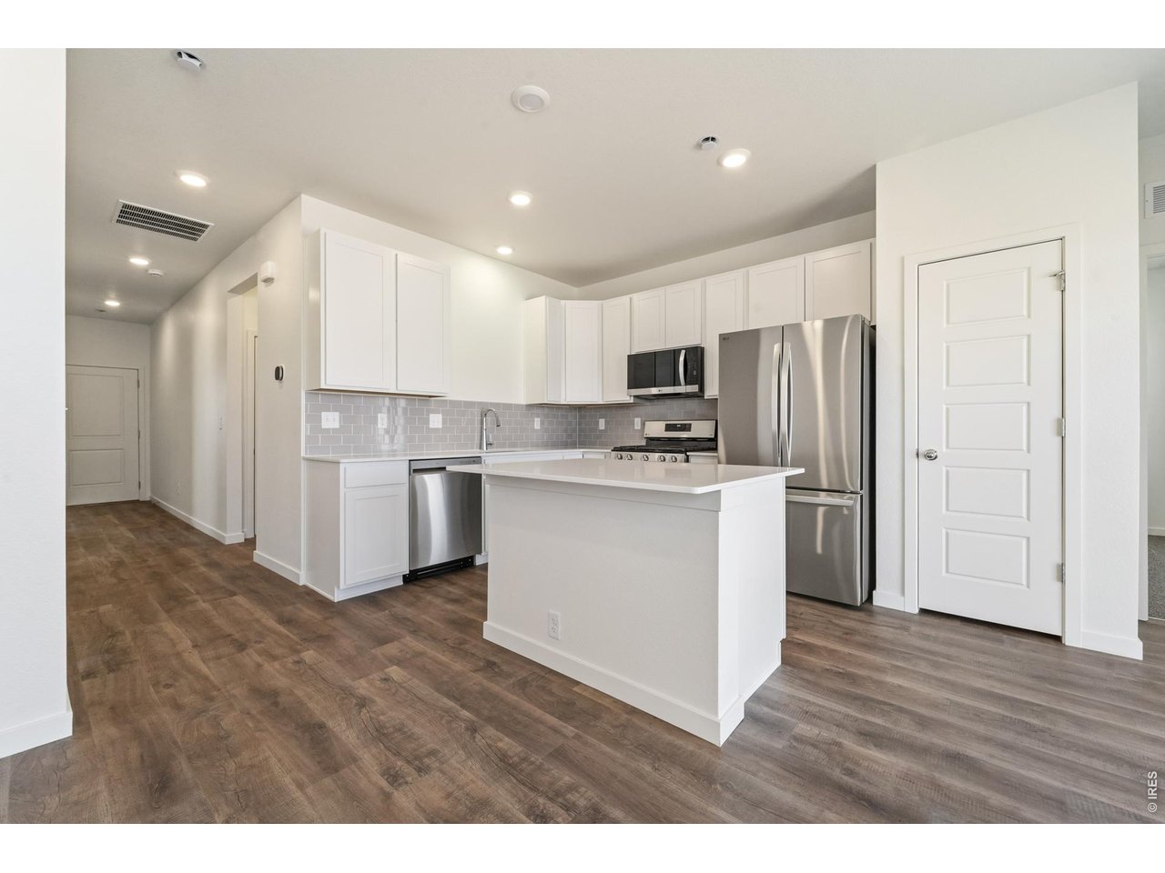 3900 Soapstone St