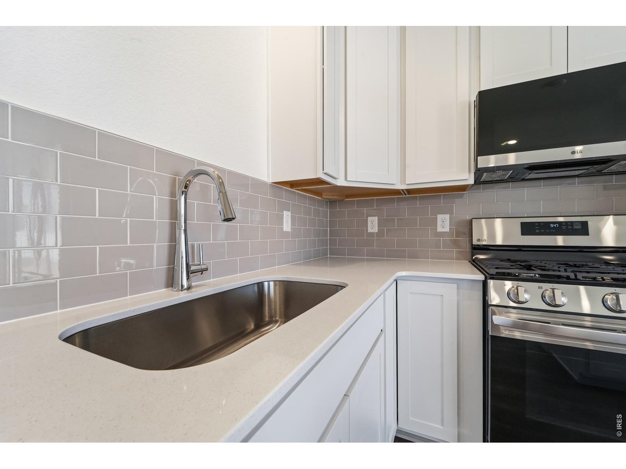 3900 Soapstone St
