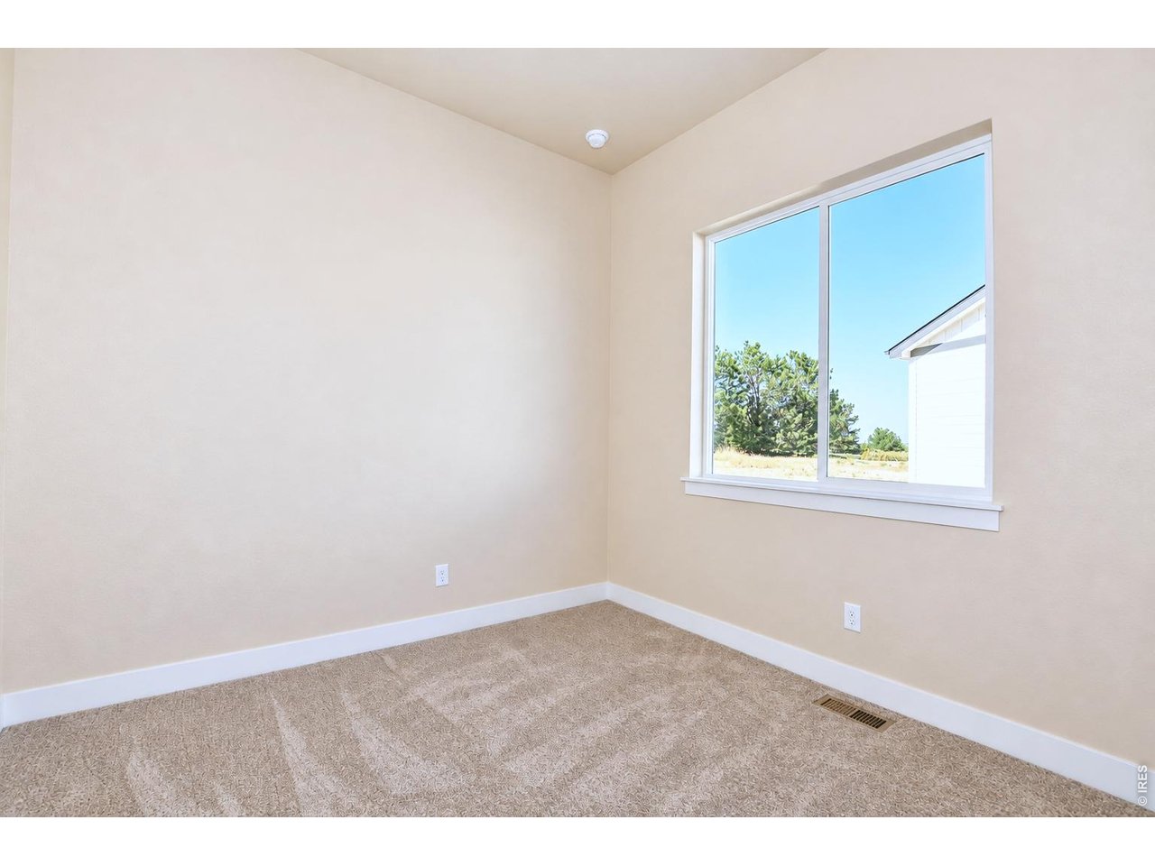 1201 106th Ave